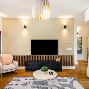 Whome | Ribeira 11 Design Apartment