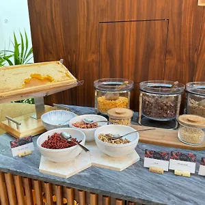 Duo Lisbon, Curio Collection By Hilton Hotel